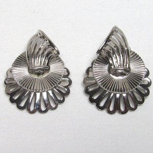 Vintage Coro MODERN Tone METALLIC Clip On EARRINGS Fan Shape Mid Century